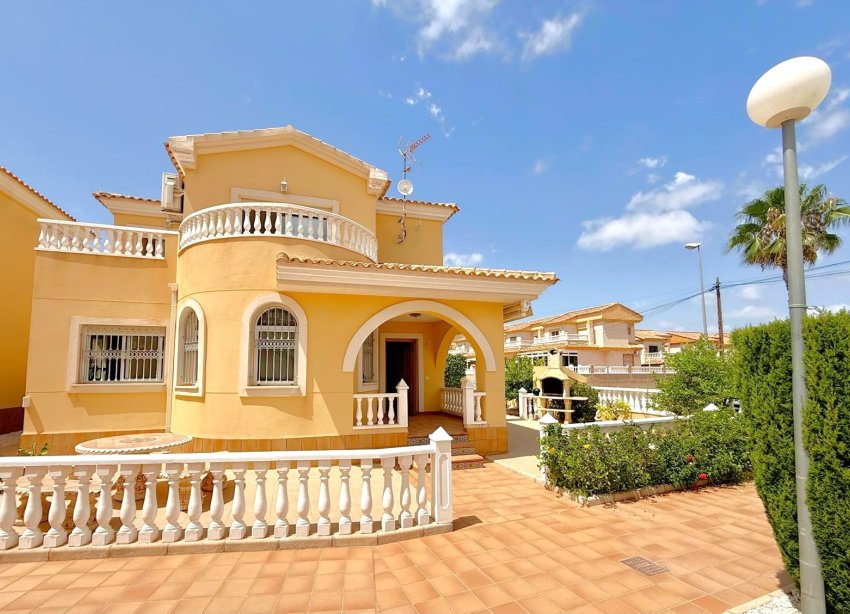 Rynek Wtórny - Willa - Orihuela Costa - Villamartín