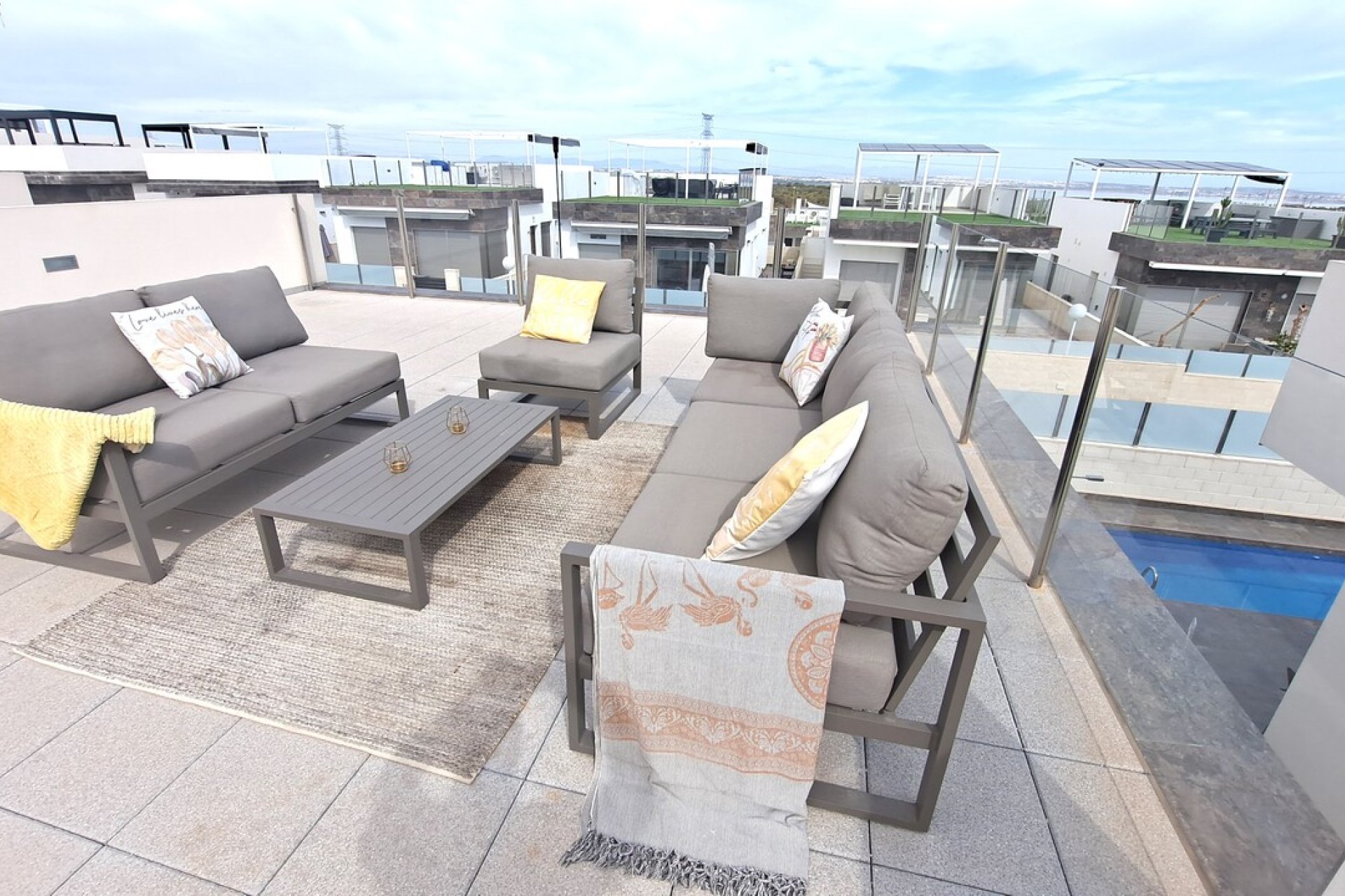 Rynek Wtórny - Willa - Pau 26 - Villamartin