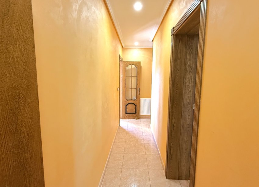 Rynek Wtórny - Willa - Pilar de la Horadada - Costa Blanca