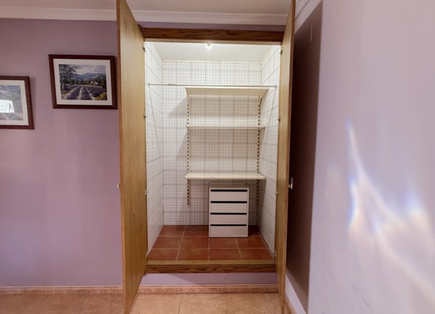 Rynek Wtórny - Willa - Pilar de la Horadada - Costa Blanca