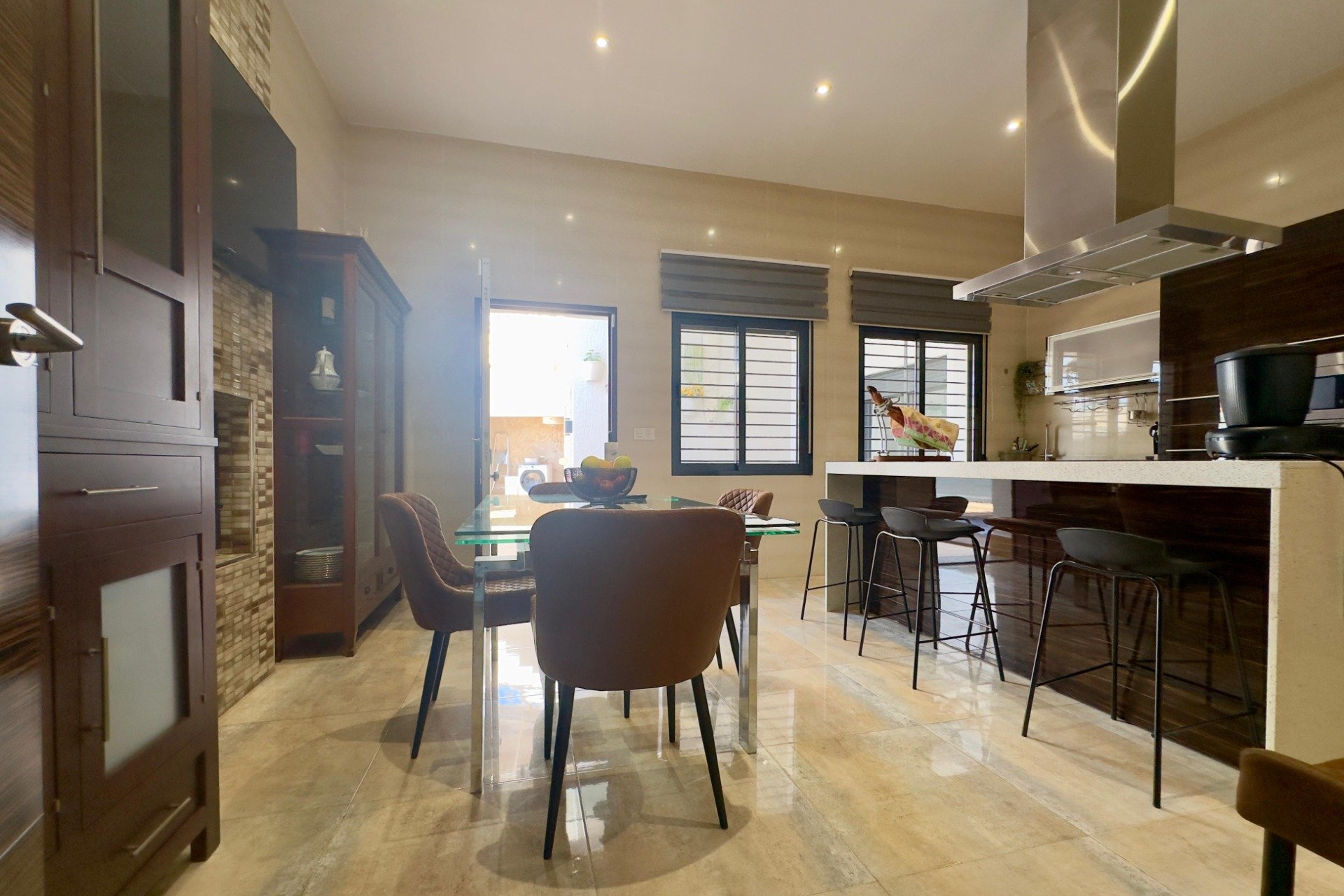 Rynek Wtórny - Willa - Pilar de la Horadada - Torre de la Horadada