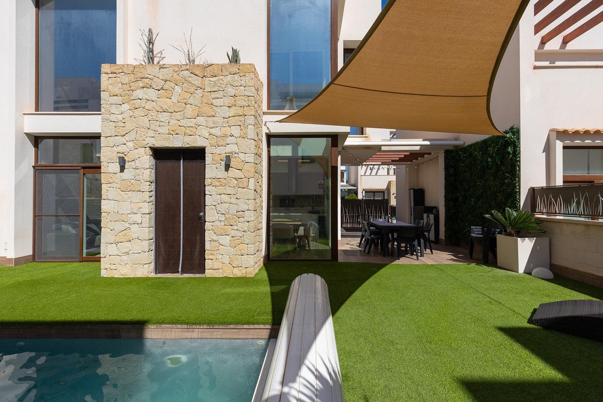 Rynek Wtórny - Willa - Rojales - Pueblo bravo