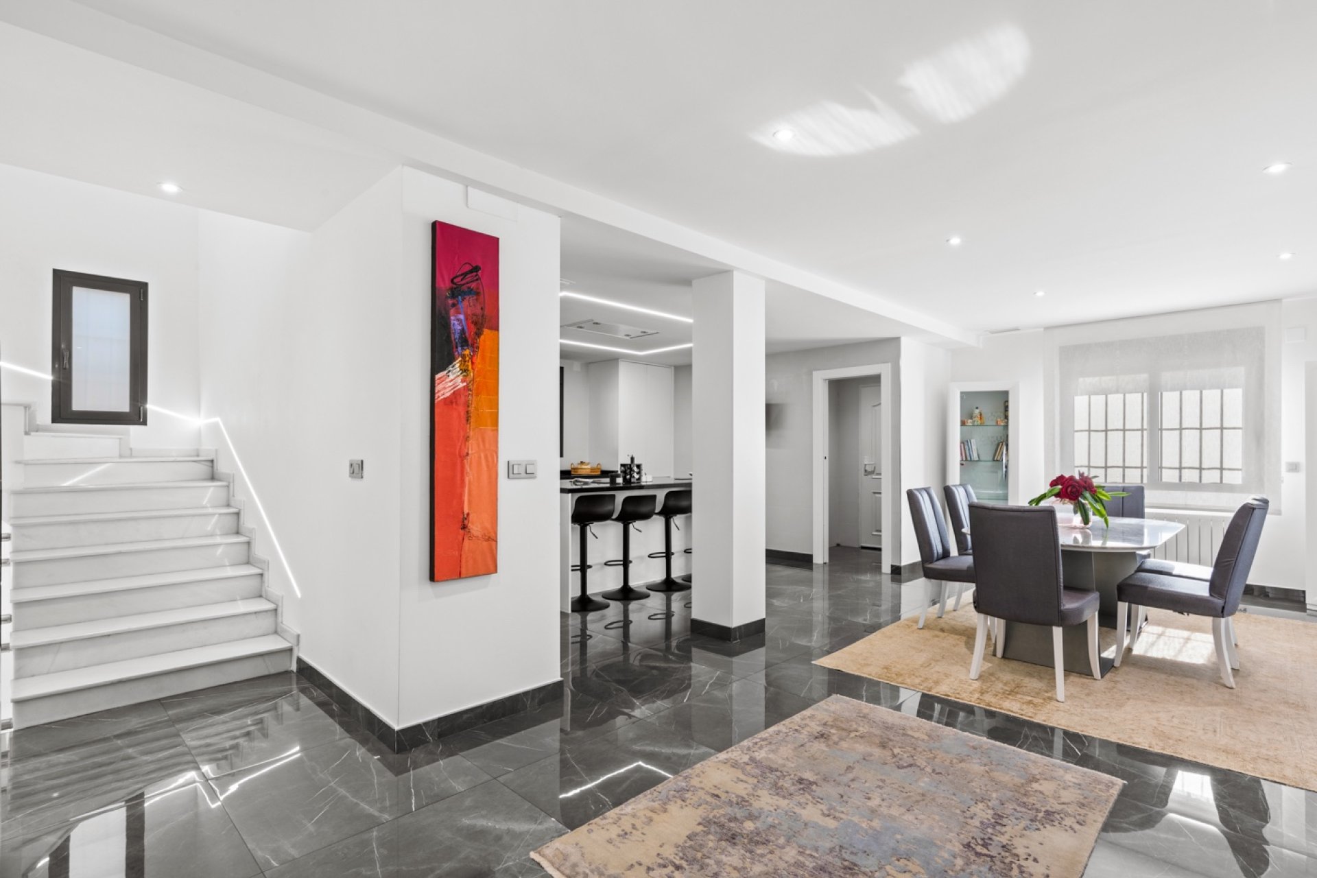 Rynek Wtórny - Willa - San Juan Alicante - Frank Espinós