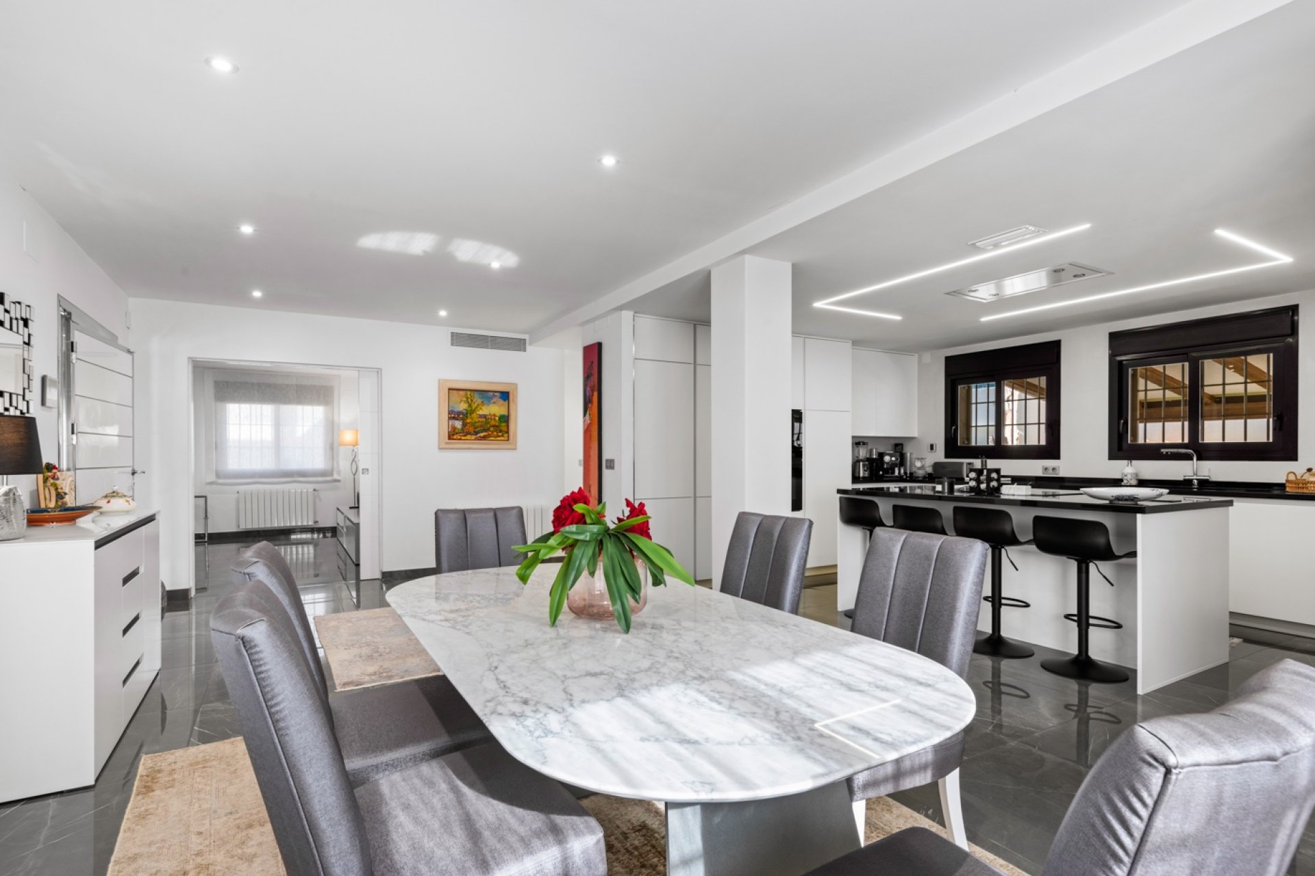 Rynek Wtórny - Willa - San Juan Alicante - Frank Espinós