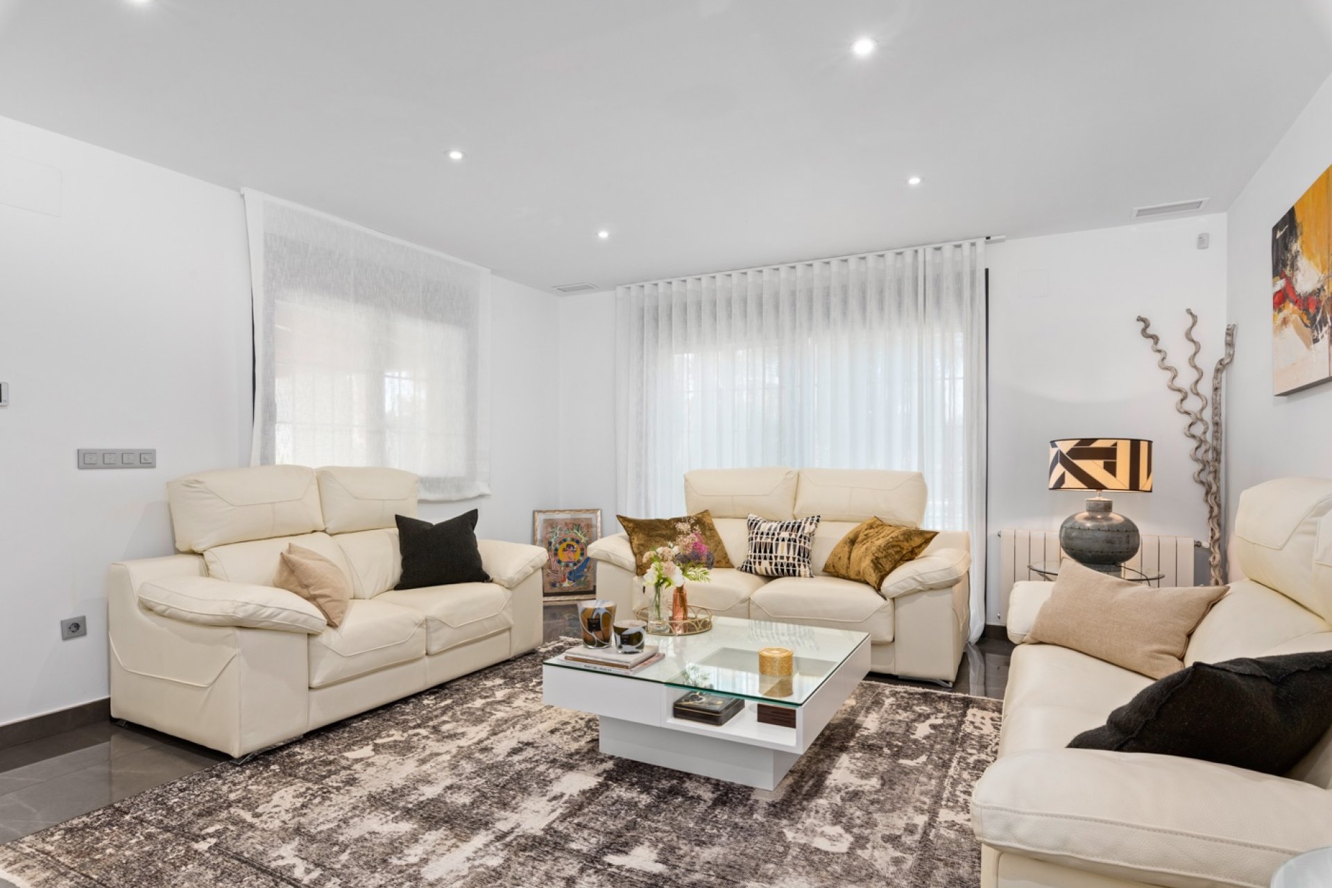 Rynek Wtórny - Willa - San Juan Alicante - Frank Espinós