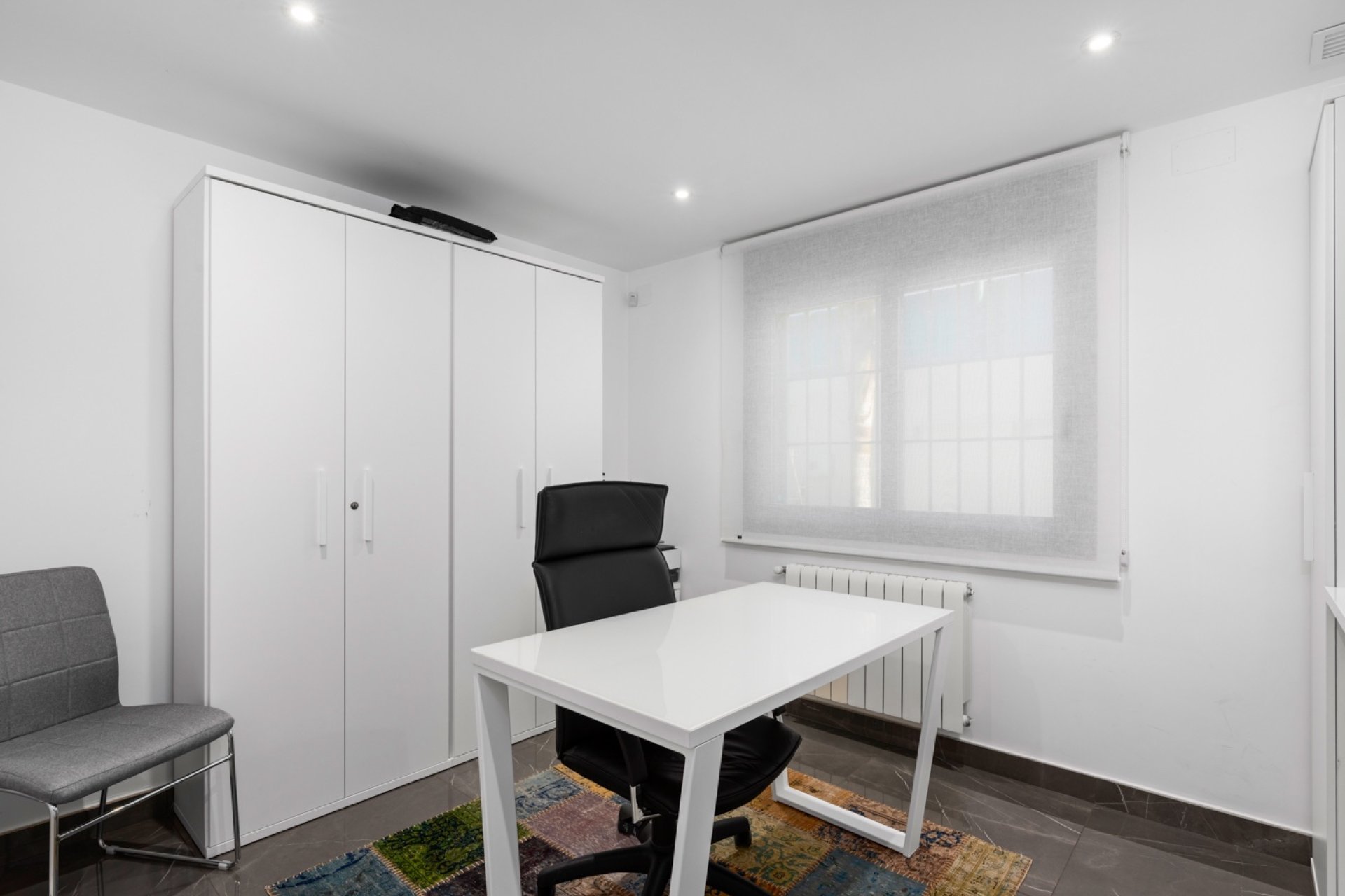 Rynek Wtórny - Willa - San Juan Alicante - Frank Espinós