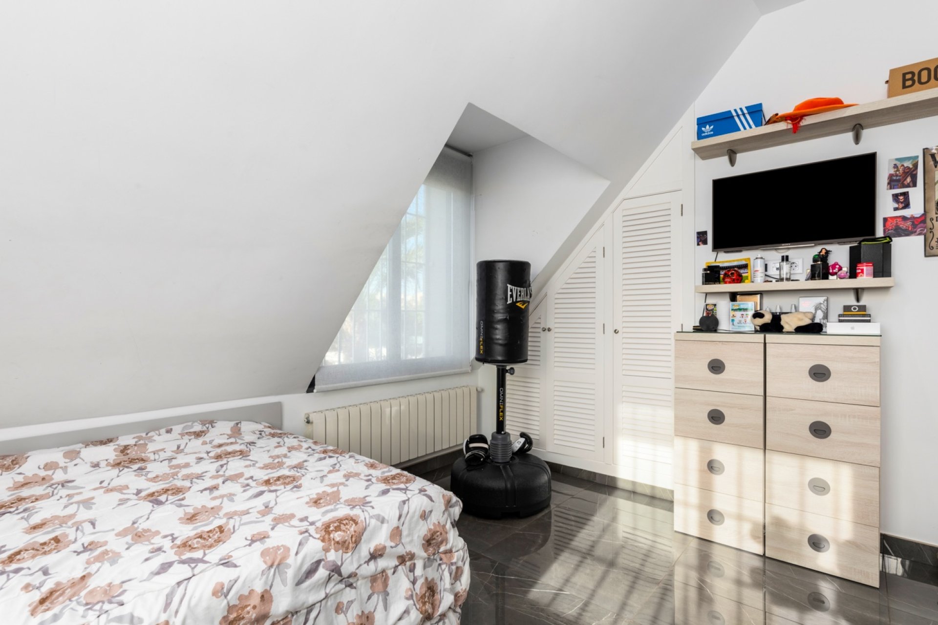 Rynek Wtórny - Willa - San Juan Alicante - Frank Espinós