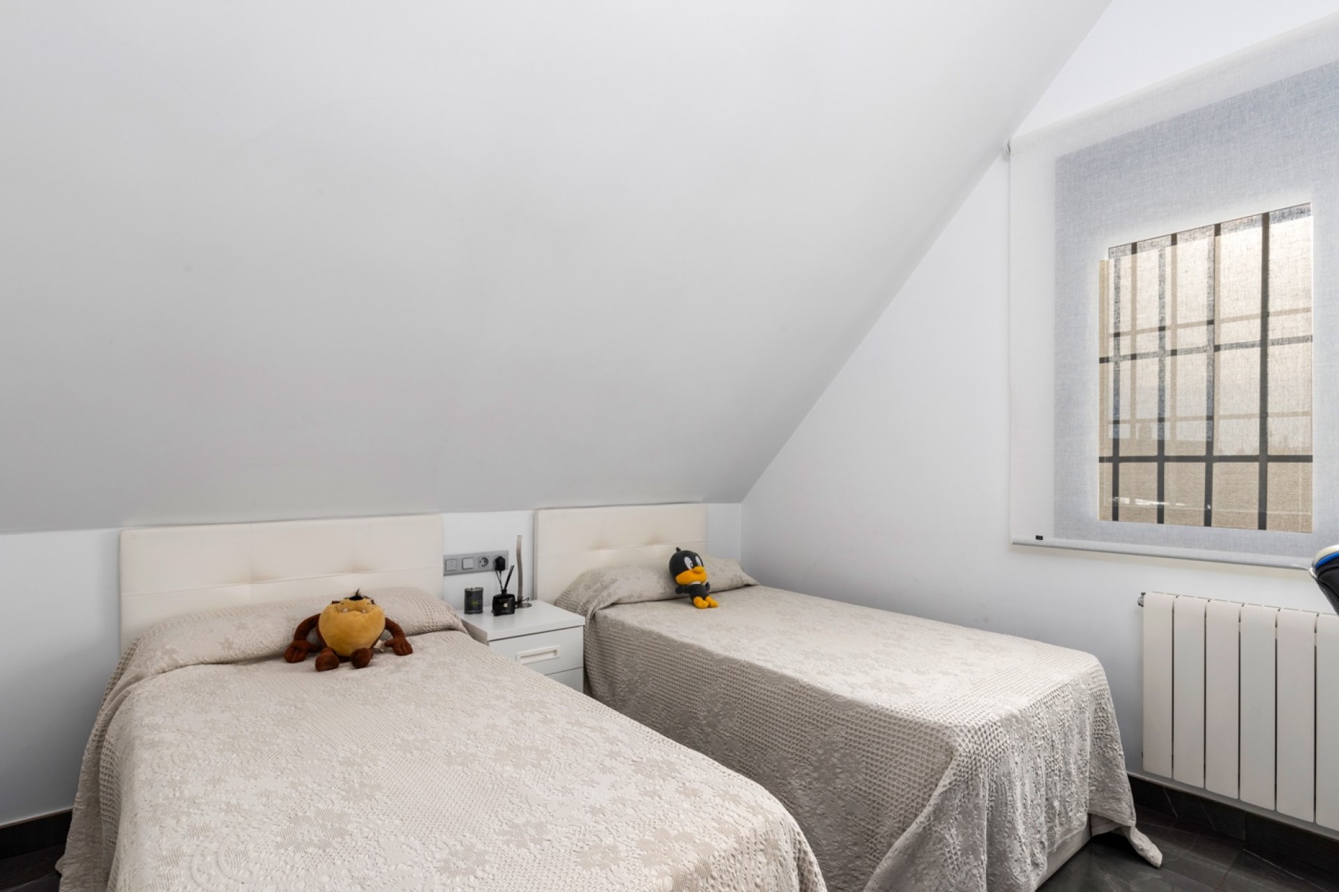 Rynek Wtórny - Willa - San Juan Alicante - Frank Espinós