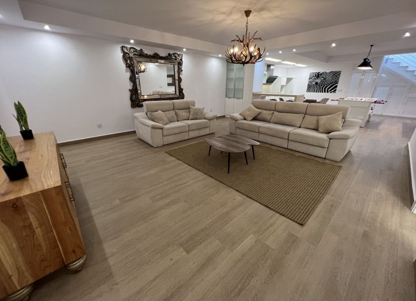 Rynek Wtórny - Willa - San Miguel de Salinas - Costa Blanca