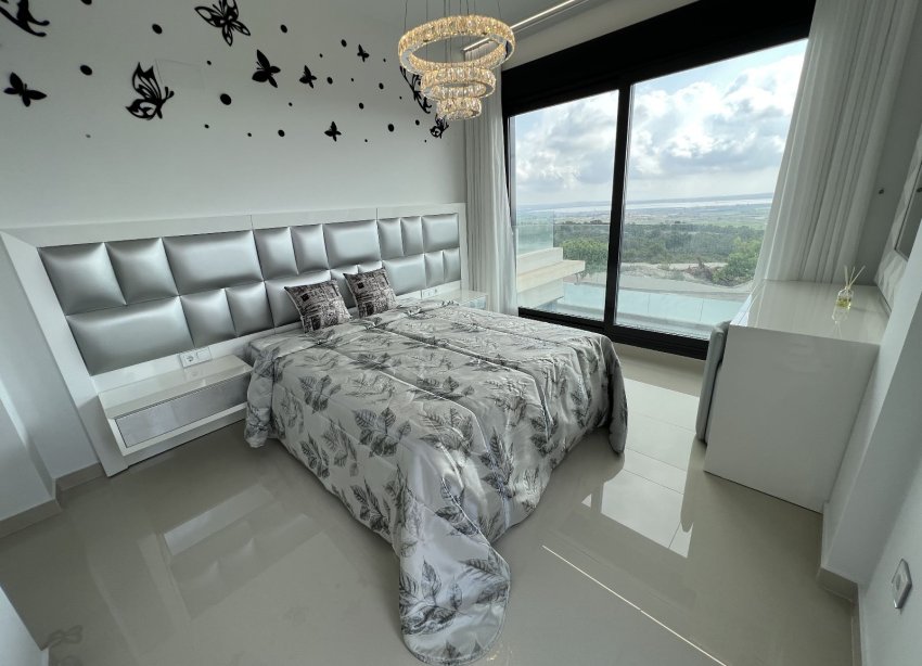 Rynek Wtórny - Willa - San Miguel de Salinas - Costa Blanca