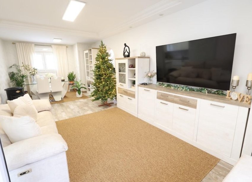 Rynek Wtórny - Willa - San Miguel de Salinas - Las filipinas