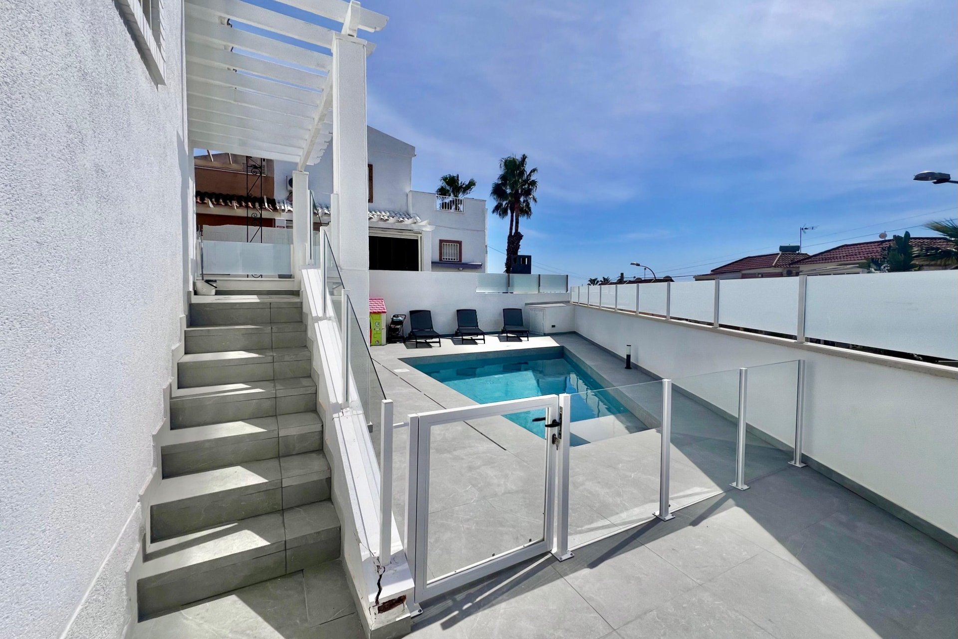 Rynek Wtórny - Willa - San Miguel de Salinas - Las filipinas