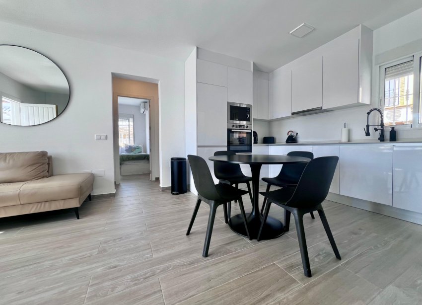 Rynek Wtórny - Willa - San Miguel de Salinas - Las filipinas