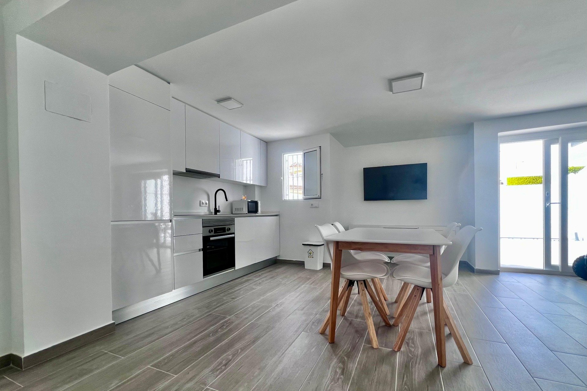 Rynek Wtórny - Willa - San Miguel de Salinas - Las filipinas