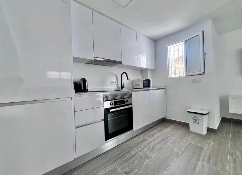 Rynek Wtórny - Willa - San Miguel de Salinas - Las filipinas