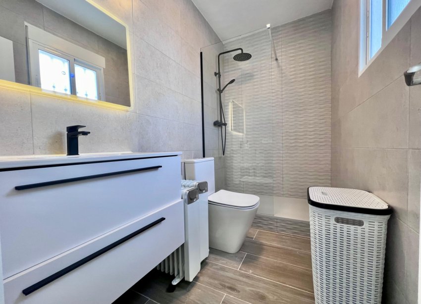 Rynek Wtórny - Willa - San Miguel de Salinas - Las filipinas