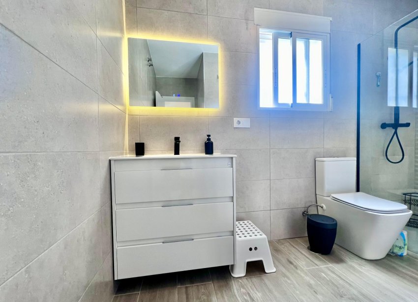 Rynek Wtórny - Willa - San Miguel de Salinas - Las filipinas