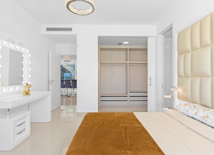 Rynek Wtórny - Willa - San Miguel de Salinas - San Miguel Salinas