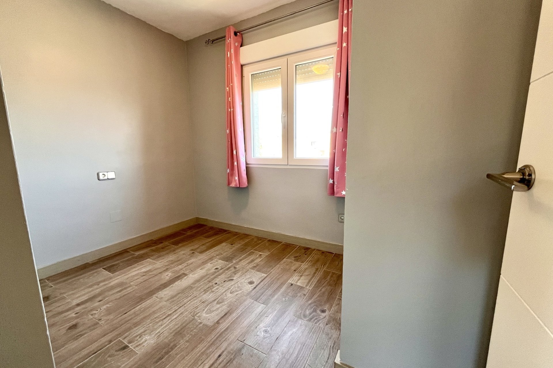 Rynek Wtórny - Willa - San Miguel de Salinas