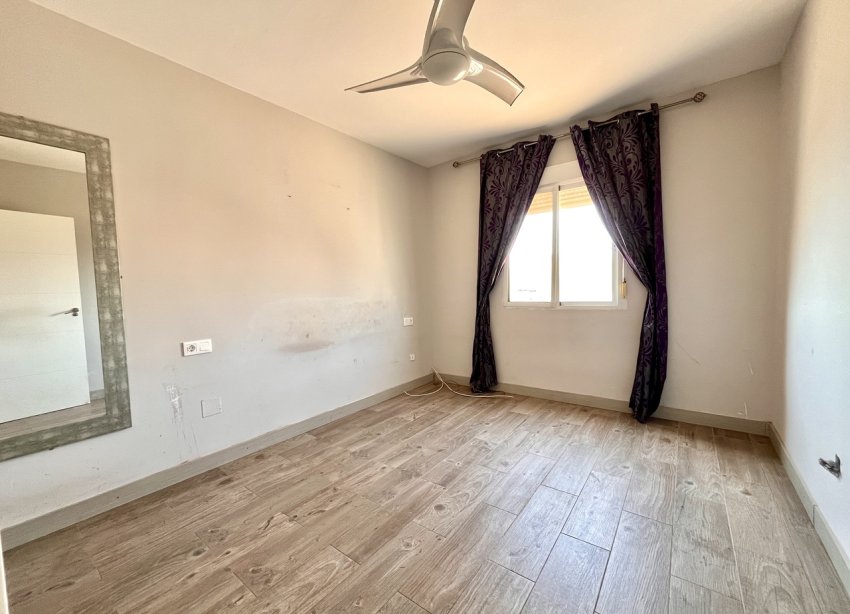 Rynek Wtórny - Willa - San Miguel de Salinas