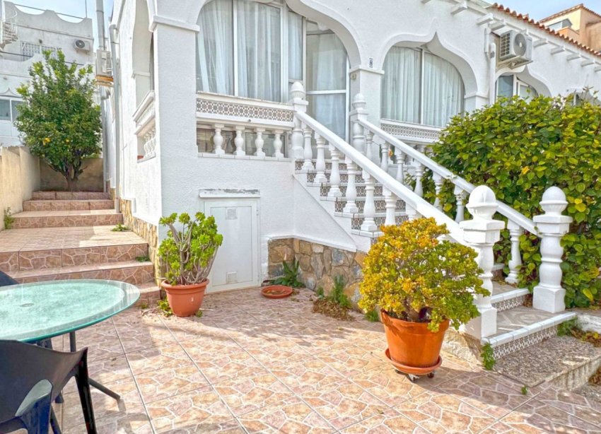 Rynek Wtórny - Willa - San Miguel de Salinas