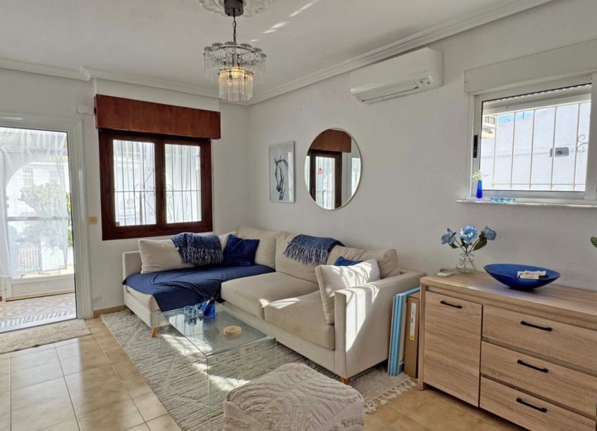 Rynek Wtórny - Willa - San Miguel de Salinas