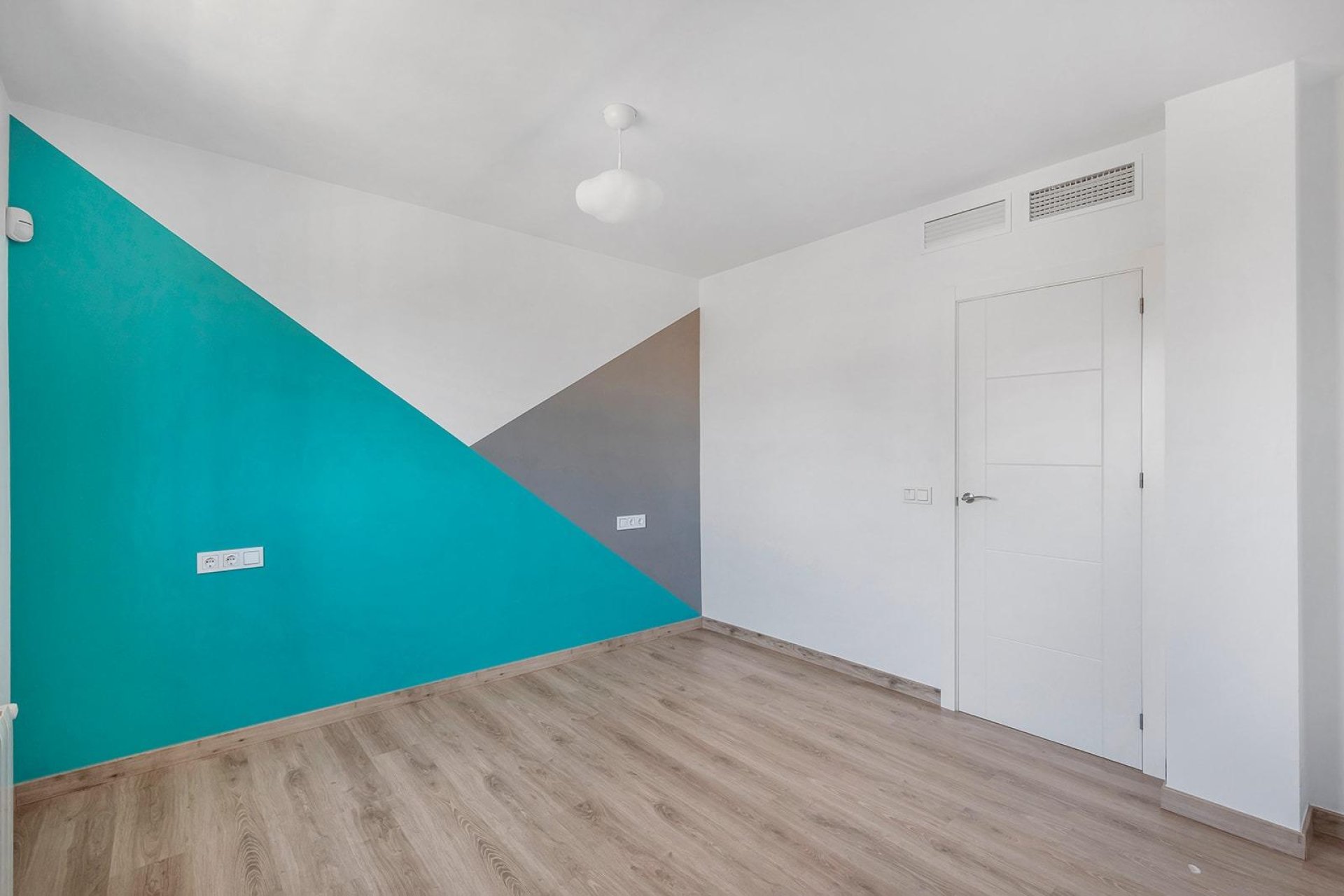 Rynek Wtórny - Willa - Torrevieja - Aguas Nuevas