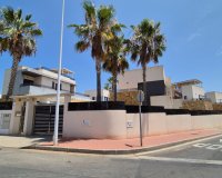 Rynek Wtórny - Willa - Torrevieja - Costa Blanca