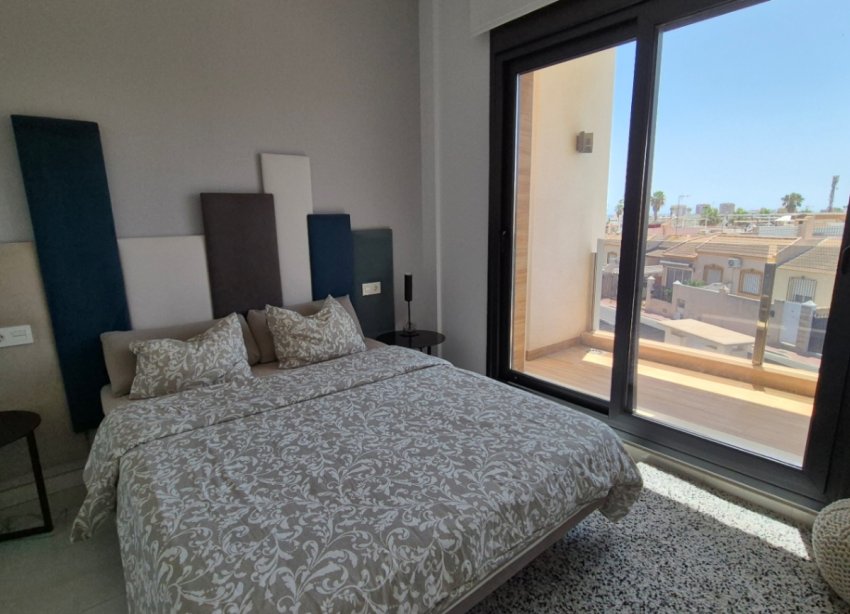 Rynek Wtórny - Willa - Torrevieja - Costa Blanca