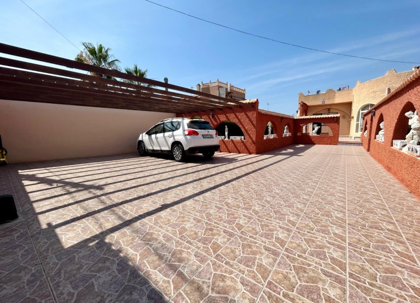 Rynek Wtórny - Willa - Torrevieja - El Chaparral