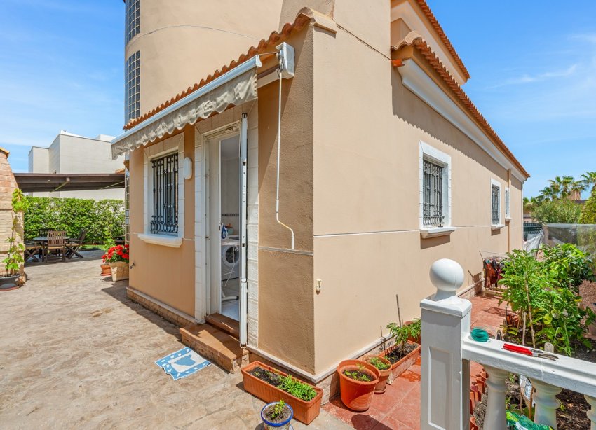 Rynek Wtórny - Willa - Torrevieja - La Mata