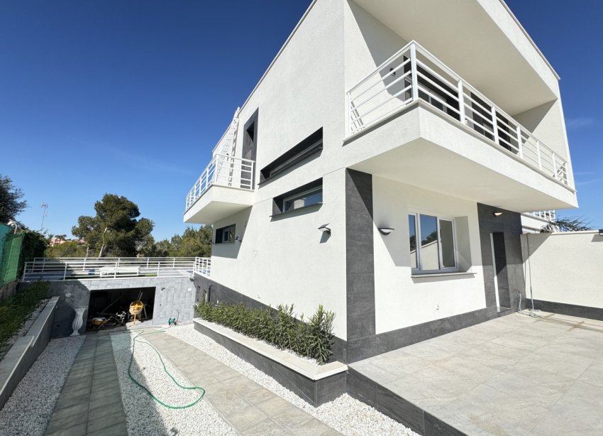 Rynek Wtórny - Willa - Torrevieja - Los Balcones