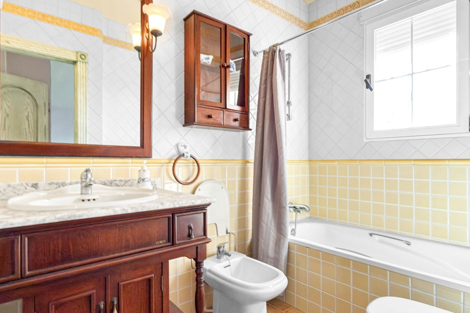 Rynek Wtórny - Willa - Torrevieja - Torrelamata - La Mata