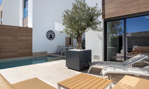 Terraced house / Townhouse - Resale - Benijófar - Benijofar