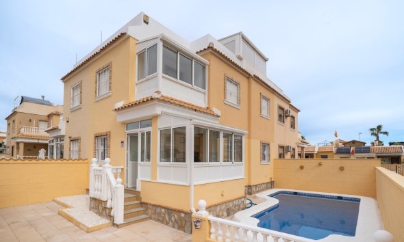 Terraced house / Townhouse - Resale - Ciudad Quesada - CC-32426