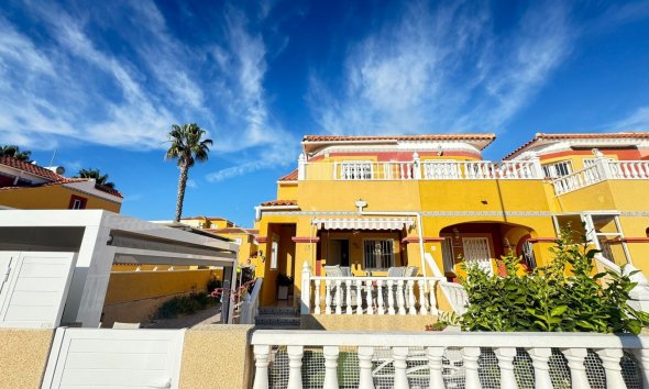 Terraced house / Townhouse - Resale - Orihuela Costa - Cabo Roig