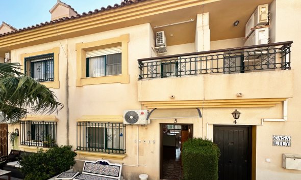 Terraced house / Townhouse - Resale - Orihuela Costa - La Zenia