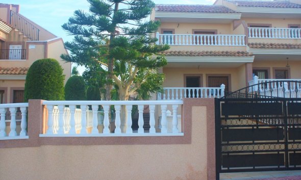 Terraced house / Townhouse - Resale - Torrevieja - AA-21393