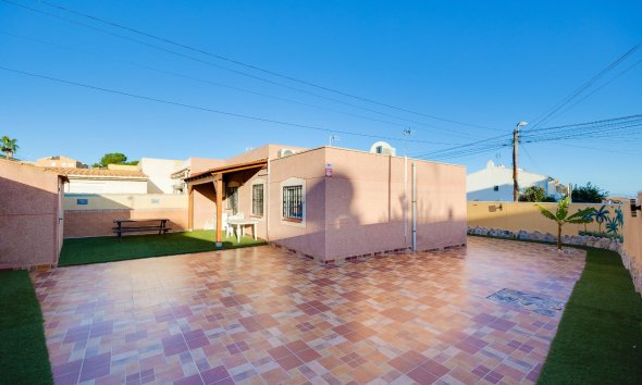 Terraced house / Townhouse - Resale - Torrevieja - Los Balcones
