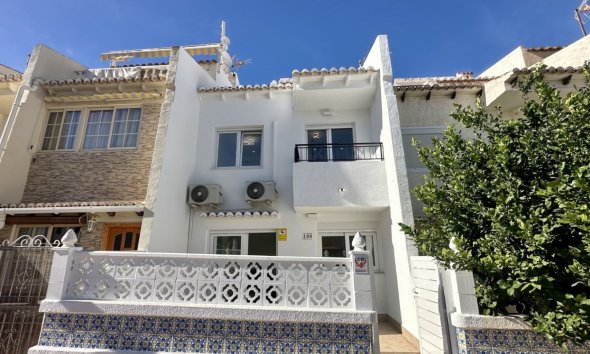 Terraced house / Townhouse - Resale - Torrevieja - Los Balcones