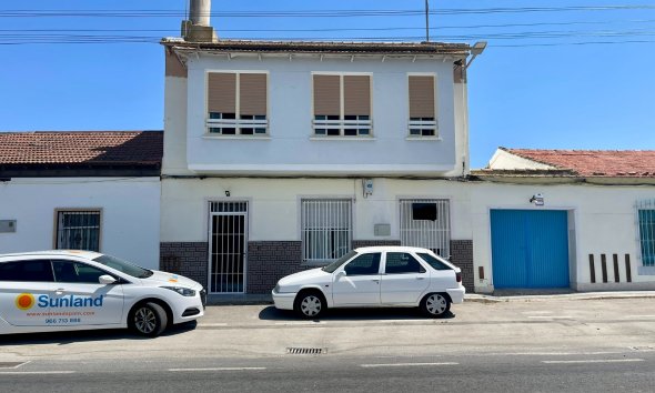 Townhouse / Terraced House - Resale - Almoradí - Almoradí