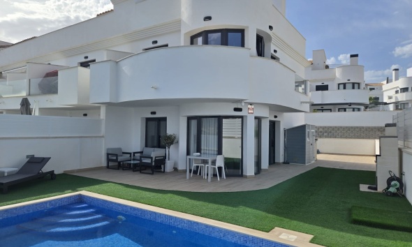 Townhouse / Terraced House - Resale - Finestrat - MM-16951