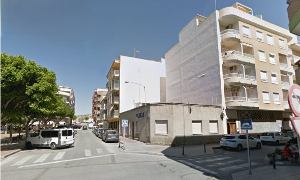 Townhouse / Terraced House - Resale - Guardamar del Segura - MERCADONA