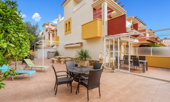 Townhouse / Terraced House - Resale - Orihuela Costa - Villamartín