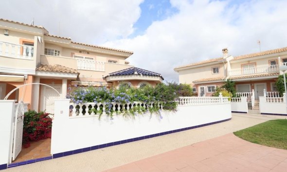 Townhouse / Terraced House - Resale - Rojales - Doña Pena
