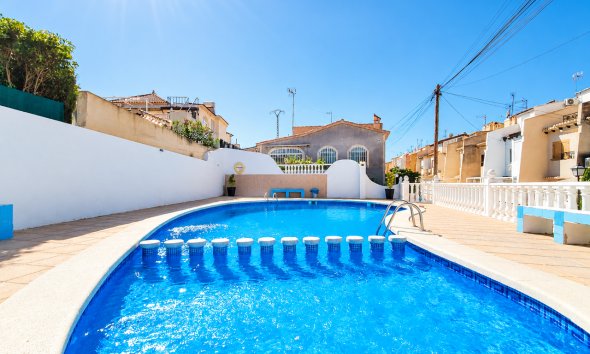 Townhouse / Terraced House - Resale - Torrevieja - Los Balcones