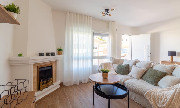 Townhouse / Terraced House - Resale - Torrevieja - Los Frutales