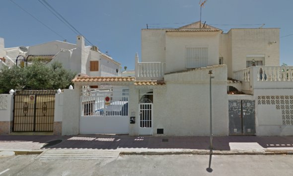 Townhouse / Terraced House - Resale - Torrevieja - Torrevieja