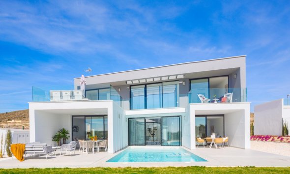 Villa / Casa - Obra nueva - Baños y Mendigo - Baños y Mendigo