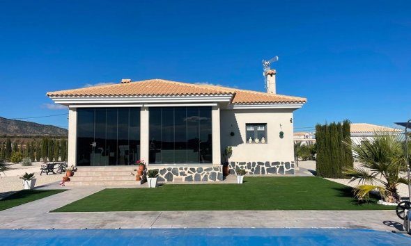 Villa / Casa - Obra nueva - Pinoso - Pinoso